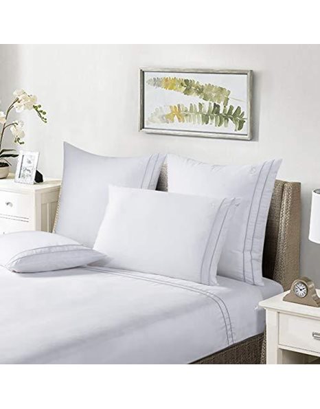 Move Noblesse bed linen set 135 x 200 cm + 80 x 80 cm made of 100% Supima cotton, white/light blue